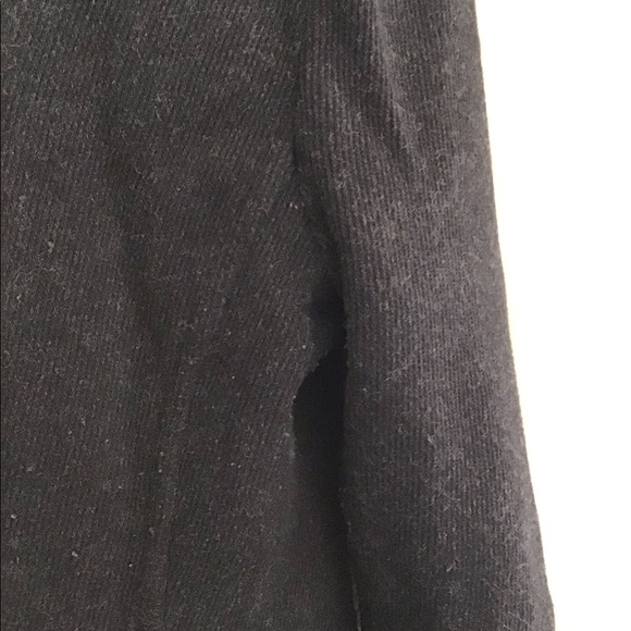 💥 MOVING SALE💥 GAP Gray Winter Coat Size Small - Picture 2 of 4